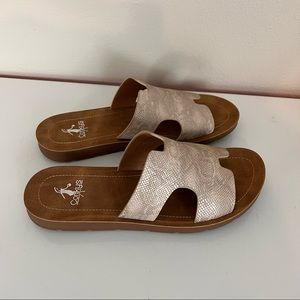 Corkys Bogalusa Blush Slides Size 9